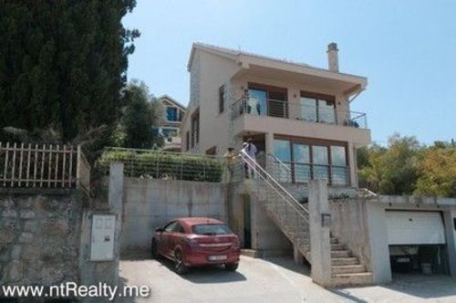HOT OFFER Tivat Bay - Djurasevici, House with Sea Views For Sale €390,000 Photo 1